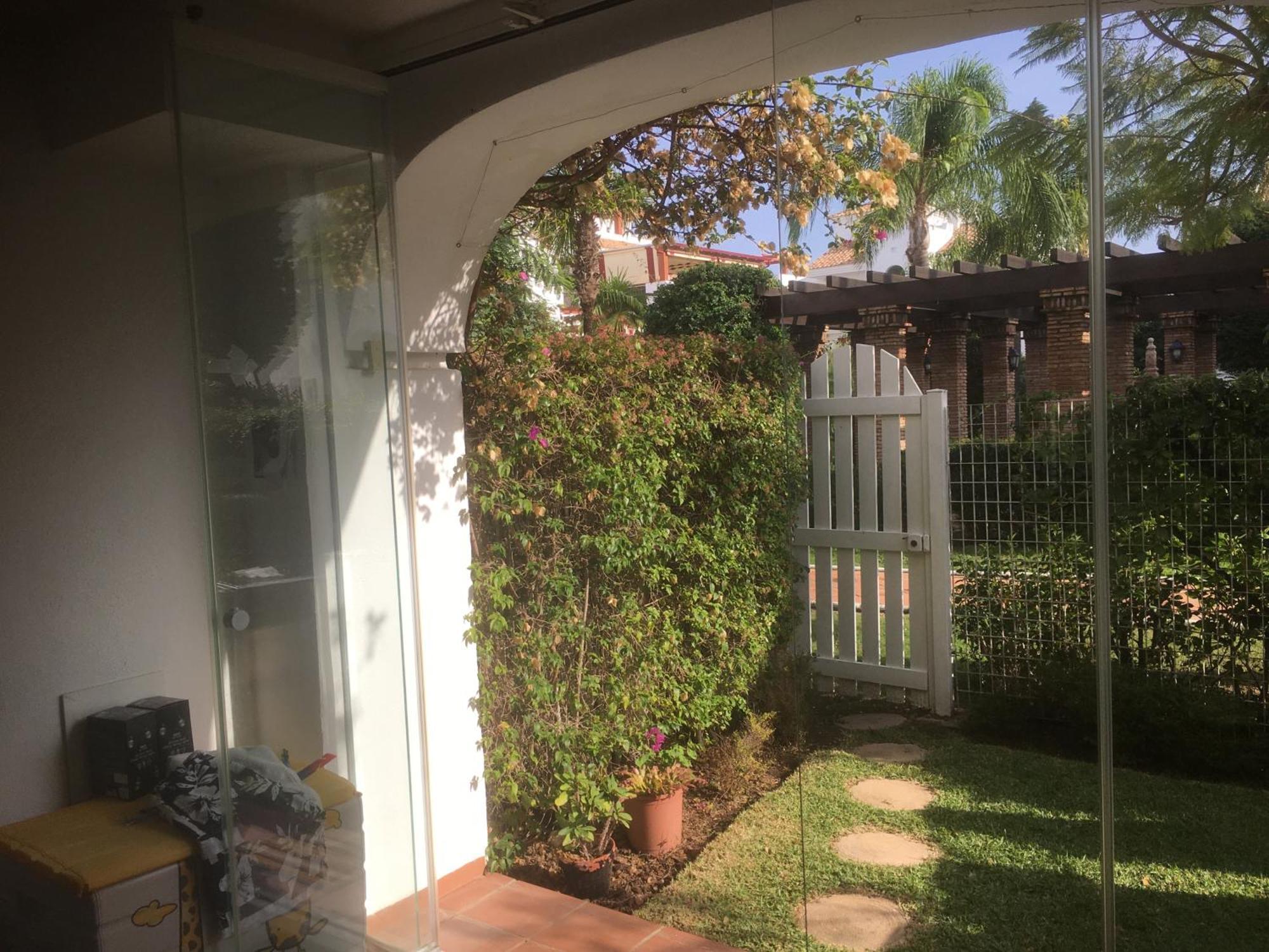 2 Bed Apartment In San Pedro Marbellac Extérieur photo